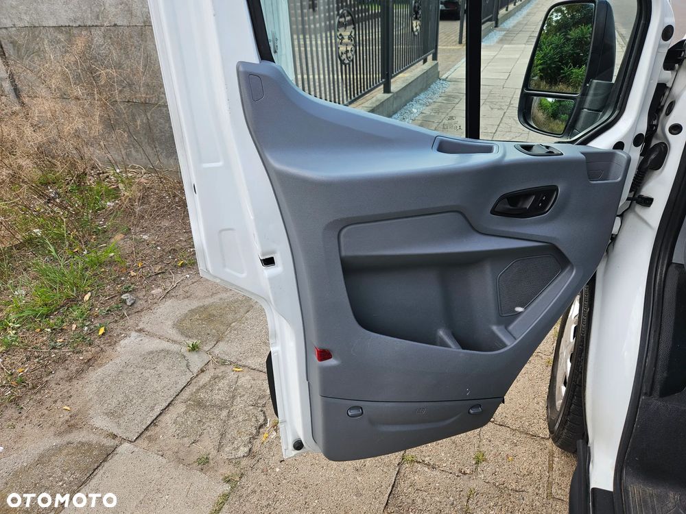 Ford transit - 14