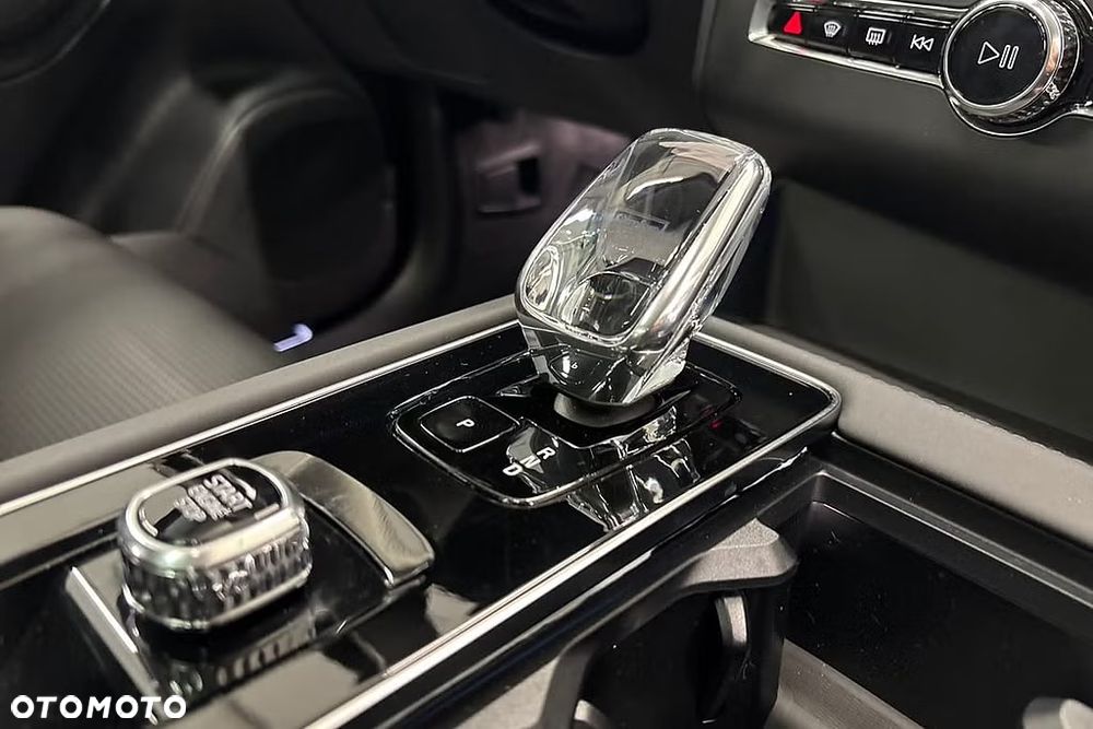 Volvo XC 90 T8 AWD Recharge Geartronic RDesign Edition - 15