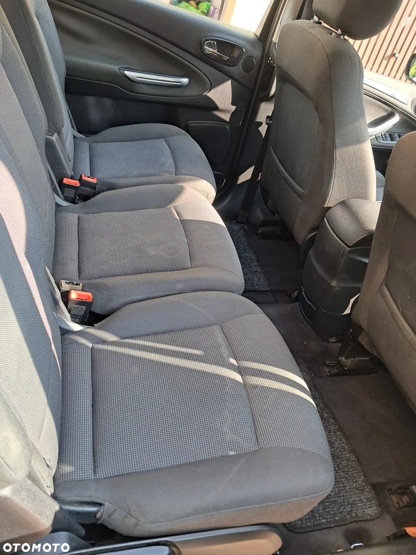 Ford S-Max - 18