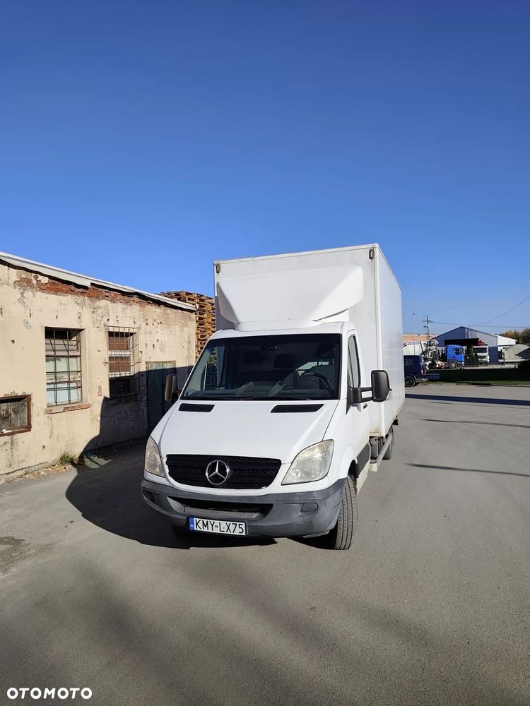 Mercedes-Benz Sprinter - 3