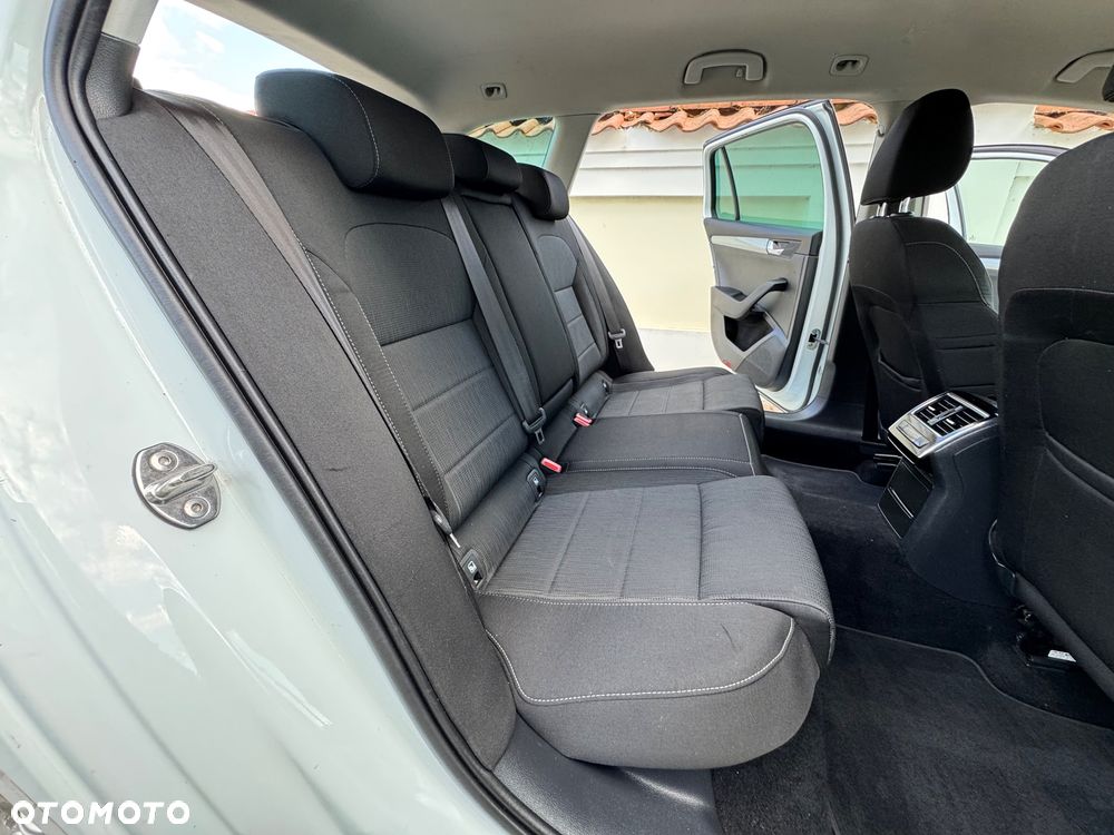 Skoda Superb - 27