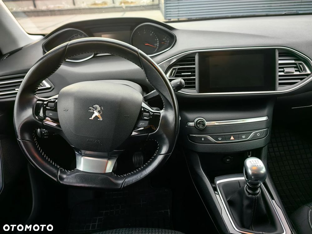 Peugeot 308 1.5 BlueHDi Business Line S&S - 19