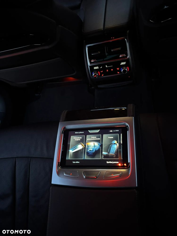 BMW Seria 7 730d xDrive - 23