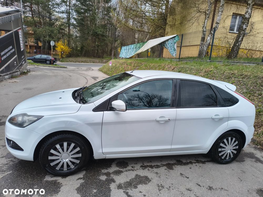 Ford Focus 1.6 16V Trend - 4