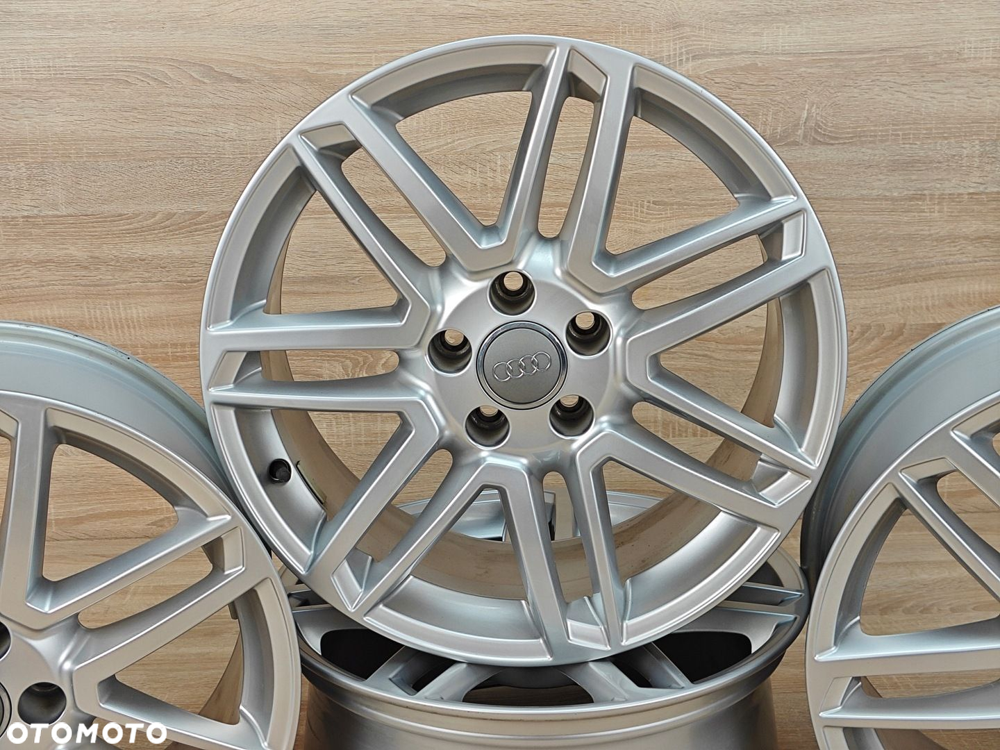 FELGI ALUMINIOWE 18" 8Jx18 5x112 AUDI A6 C7 4G0601025CA 70 km - 3