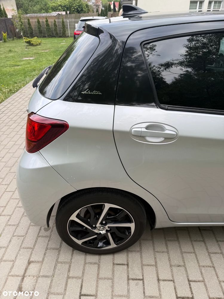 Toyota Yaris 1.4 D-4D Active EU6 - 8