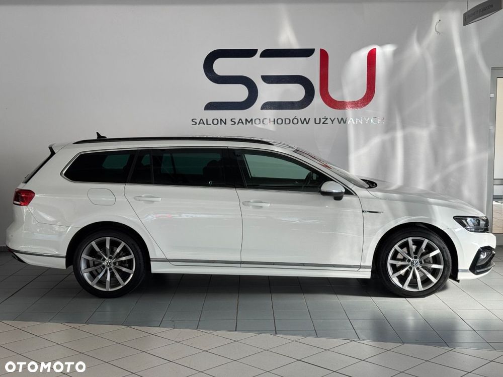 Volkswagen Passat - 16