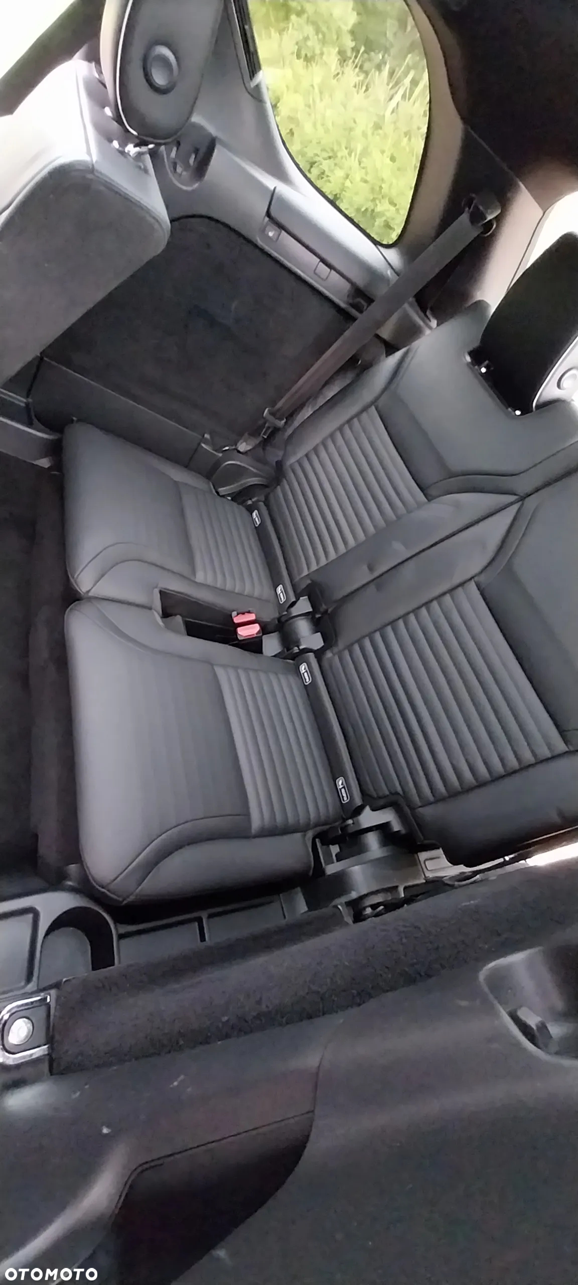 Land Rover Discovery V 2.0 SD4 HSE Luxury - 18