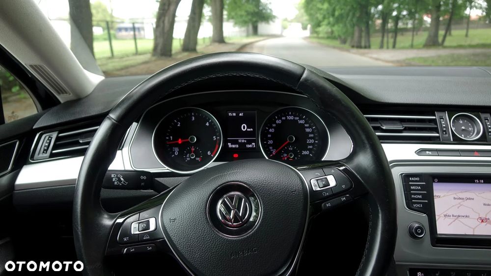 Volkswagen Passat 2.0 TDI (BlueMotion Technology) Comfortline - 17