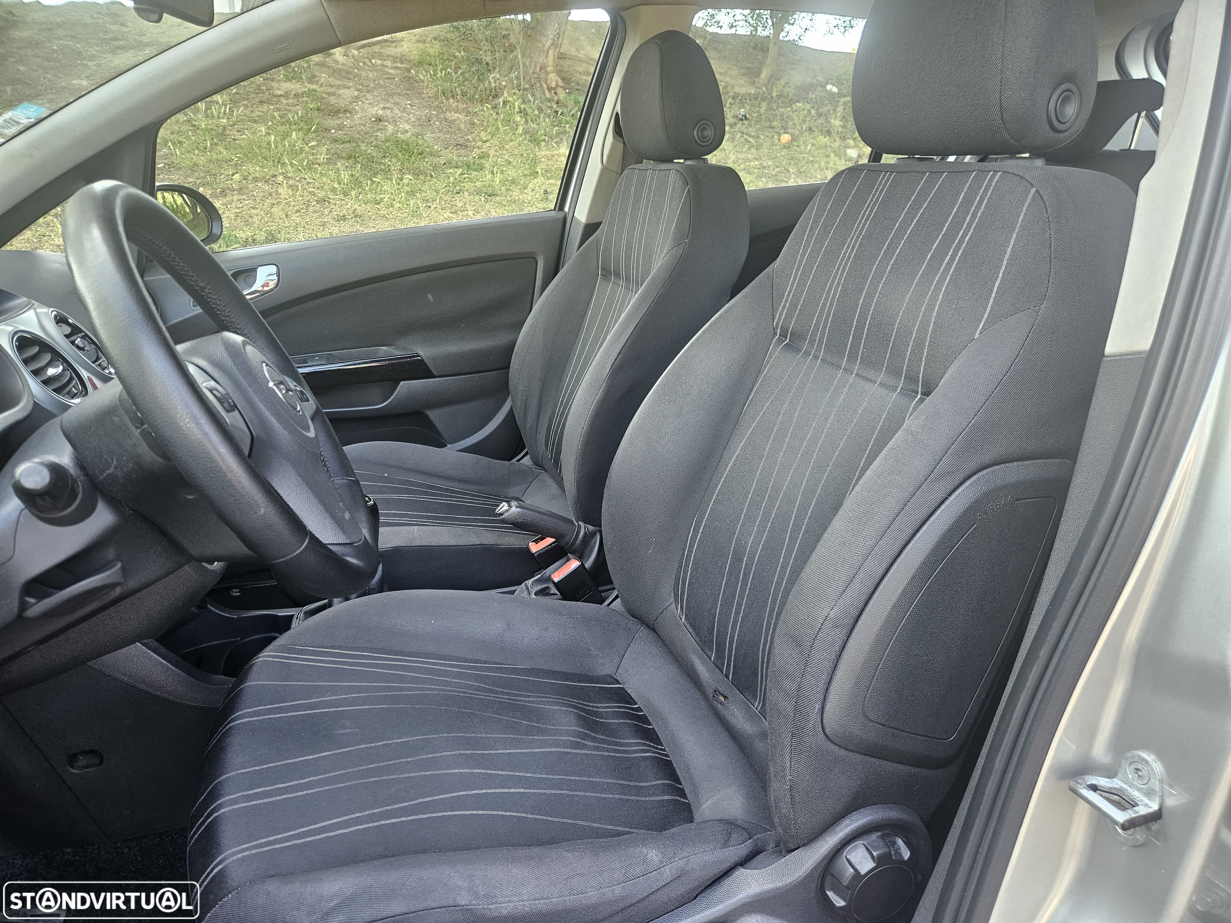 Opel Corsa 1.3 CDTi Enjoy EcoFLEX - 21