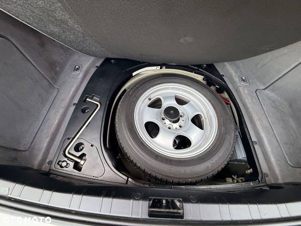 BMW Seria 7 - 26