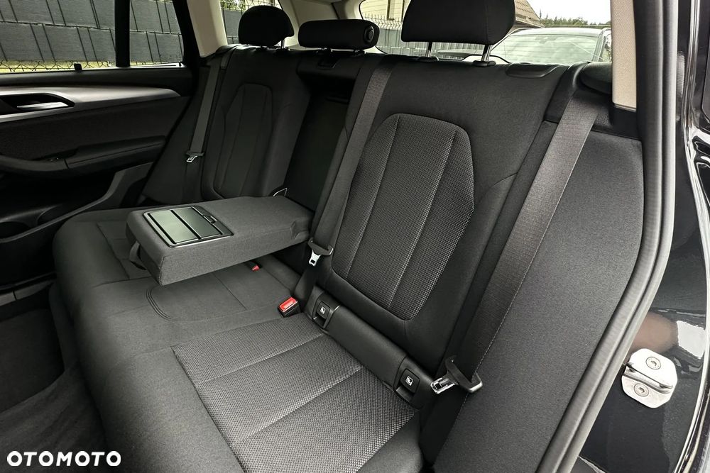 BMW X3 xDrive20d sport - 22