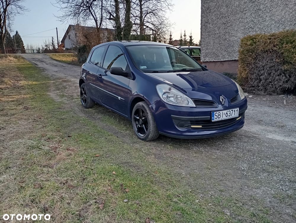 Renault Clio 1.2 16V 75 Expression - 3
