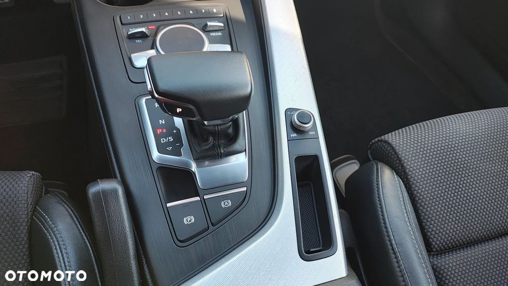 Audi A4 Limousine 2.0 TDI S tronic - 27