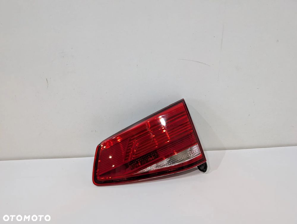 VW PASSAT B8 KOMBI LAMPA PRAWA TYŁ W KLAPĘ 3G9945094E EUROPA - 2