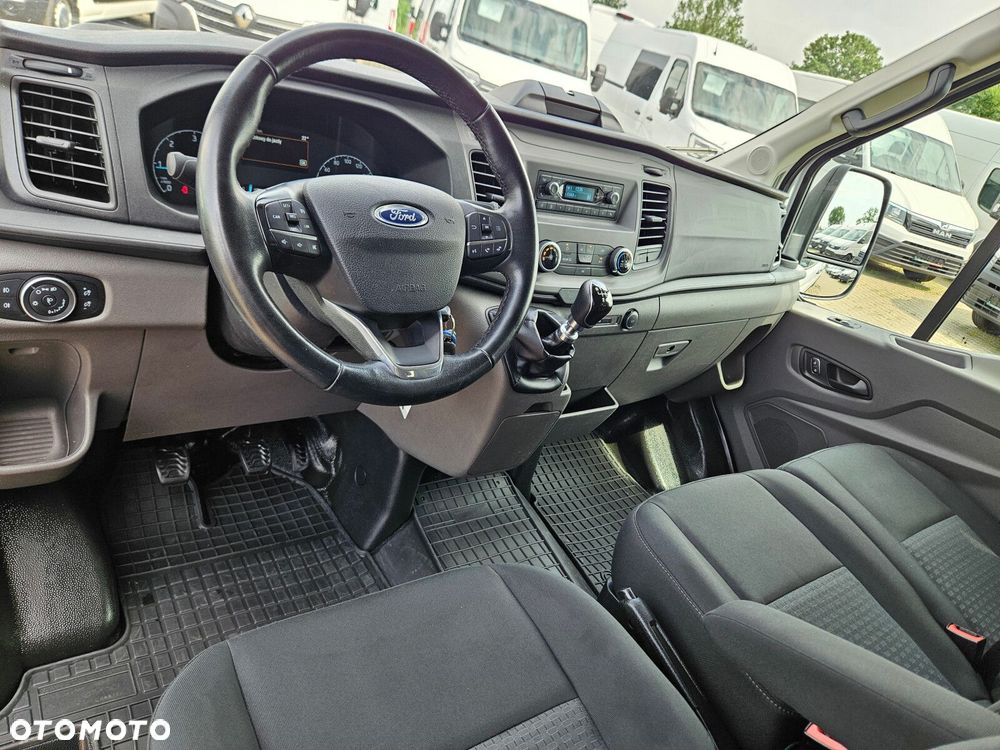 Ford Transit - 20