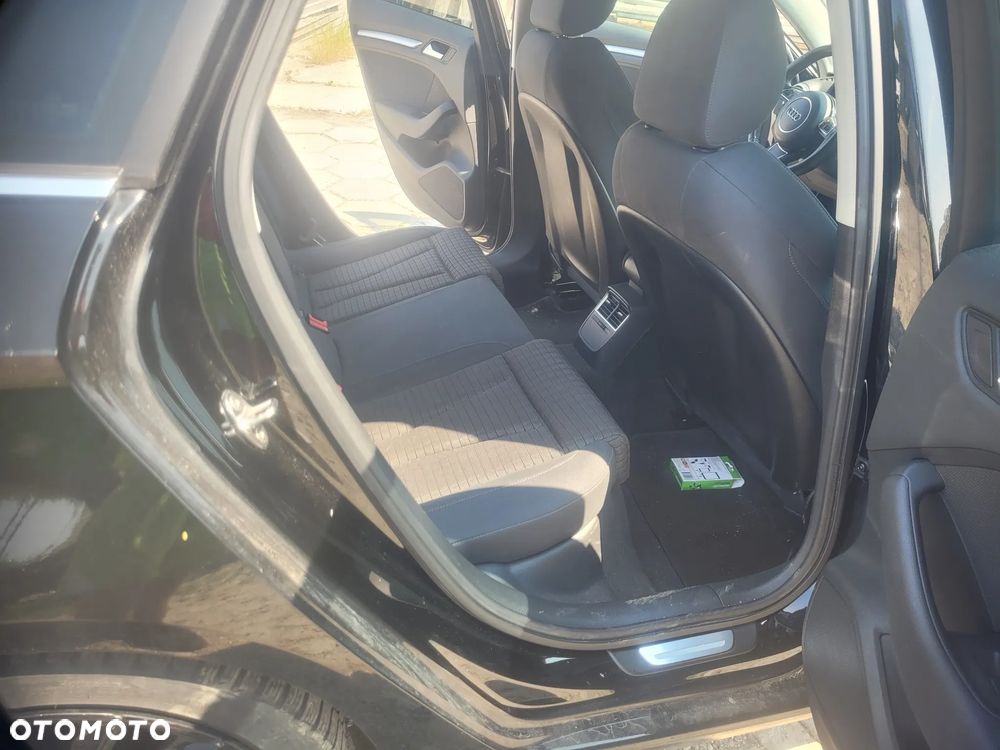 Audi A3 Sportback 1.6 TDI DPF Ambition - 12