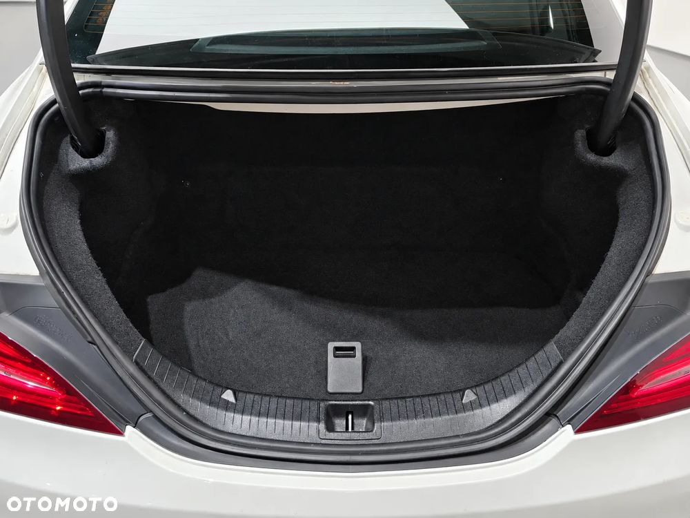 Mercedes-Benz CLA - 28