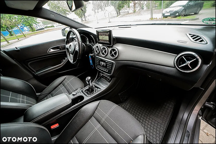 Mercedes-Benz CLA - 19