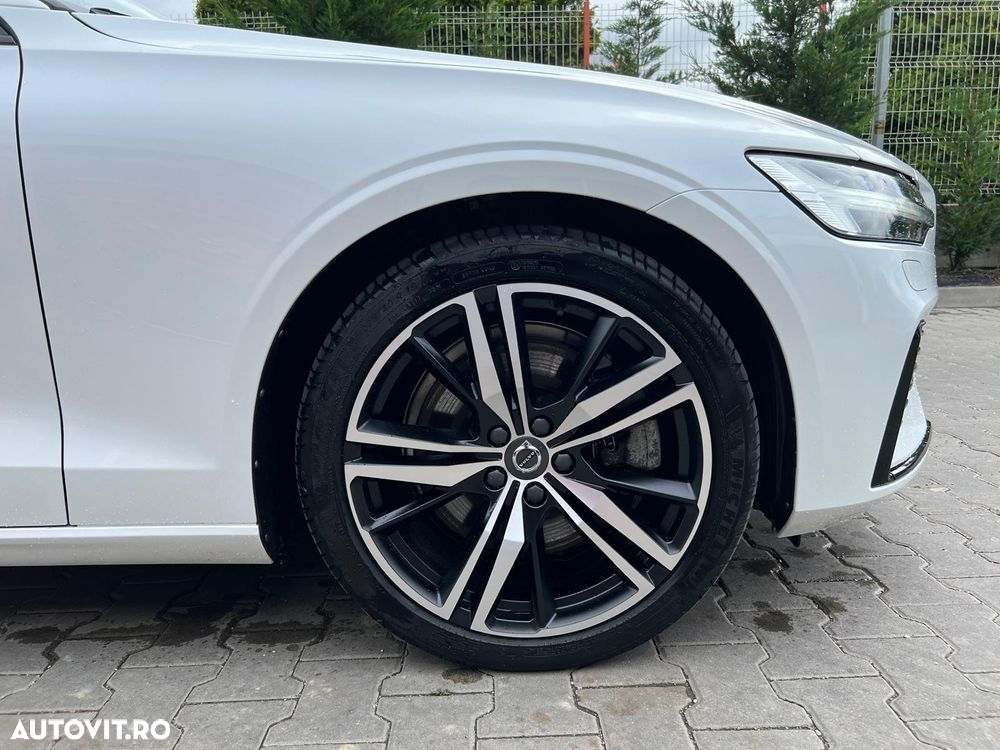 Volvo V60 T6 AWD Twin Engine Geartronic R-Design - 11