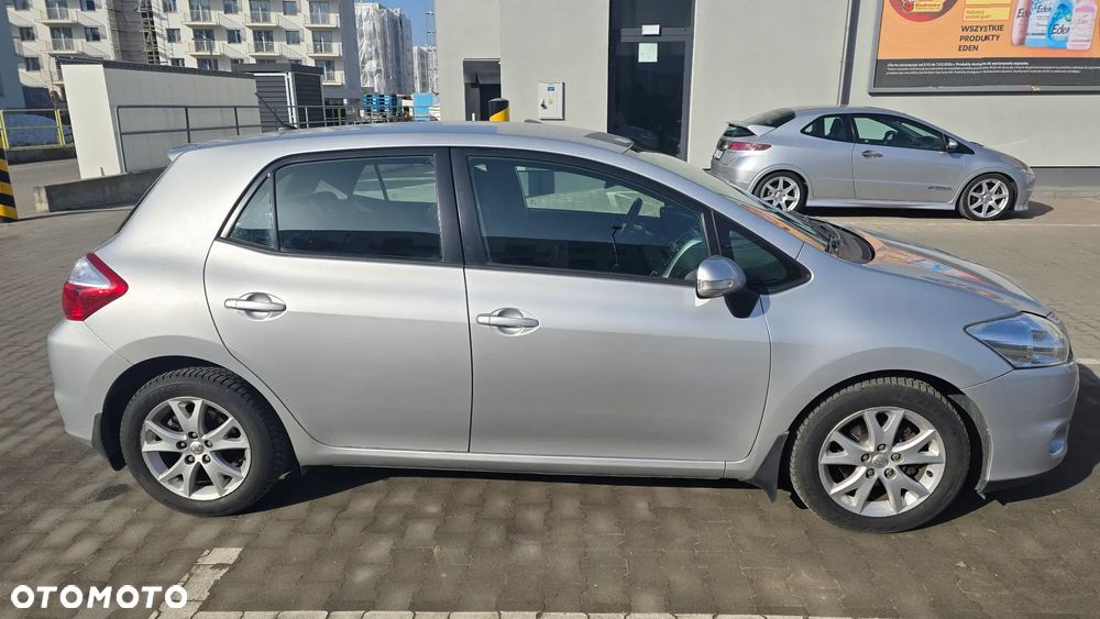 Toyota Auris 1.6 Active - 12