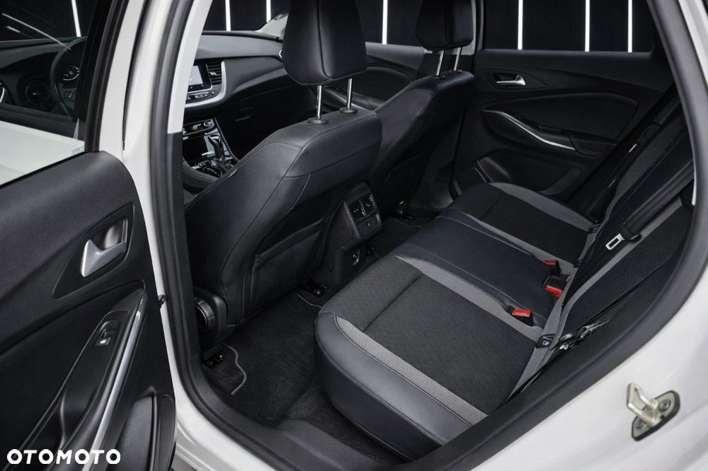 Opel Grandland X - 15