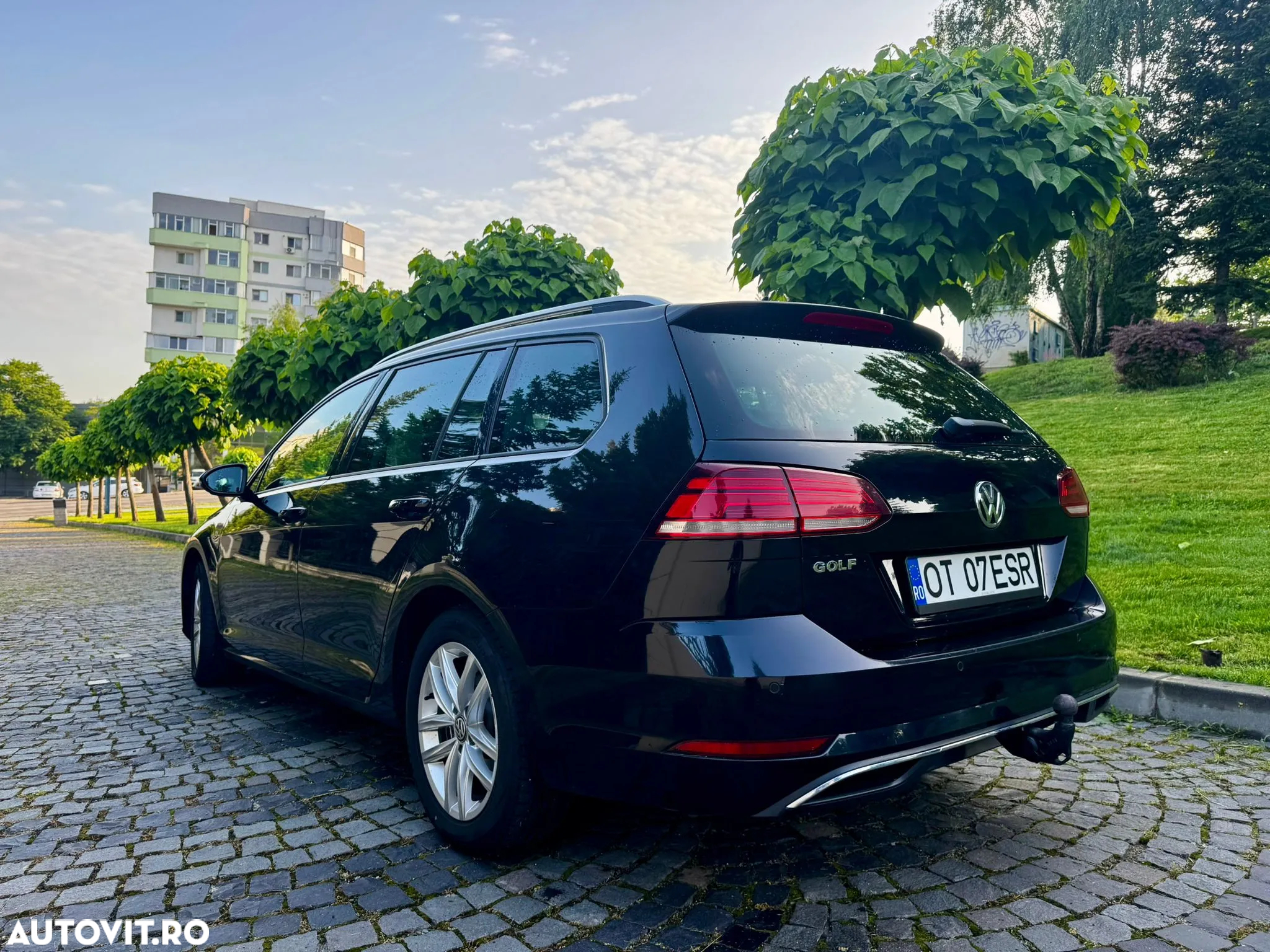 Volkswagen Golf 2.0 TDI Comfortline - 15