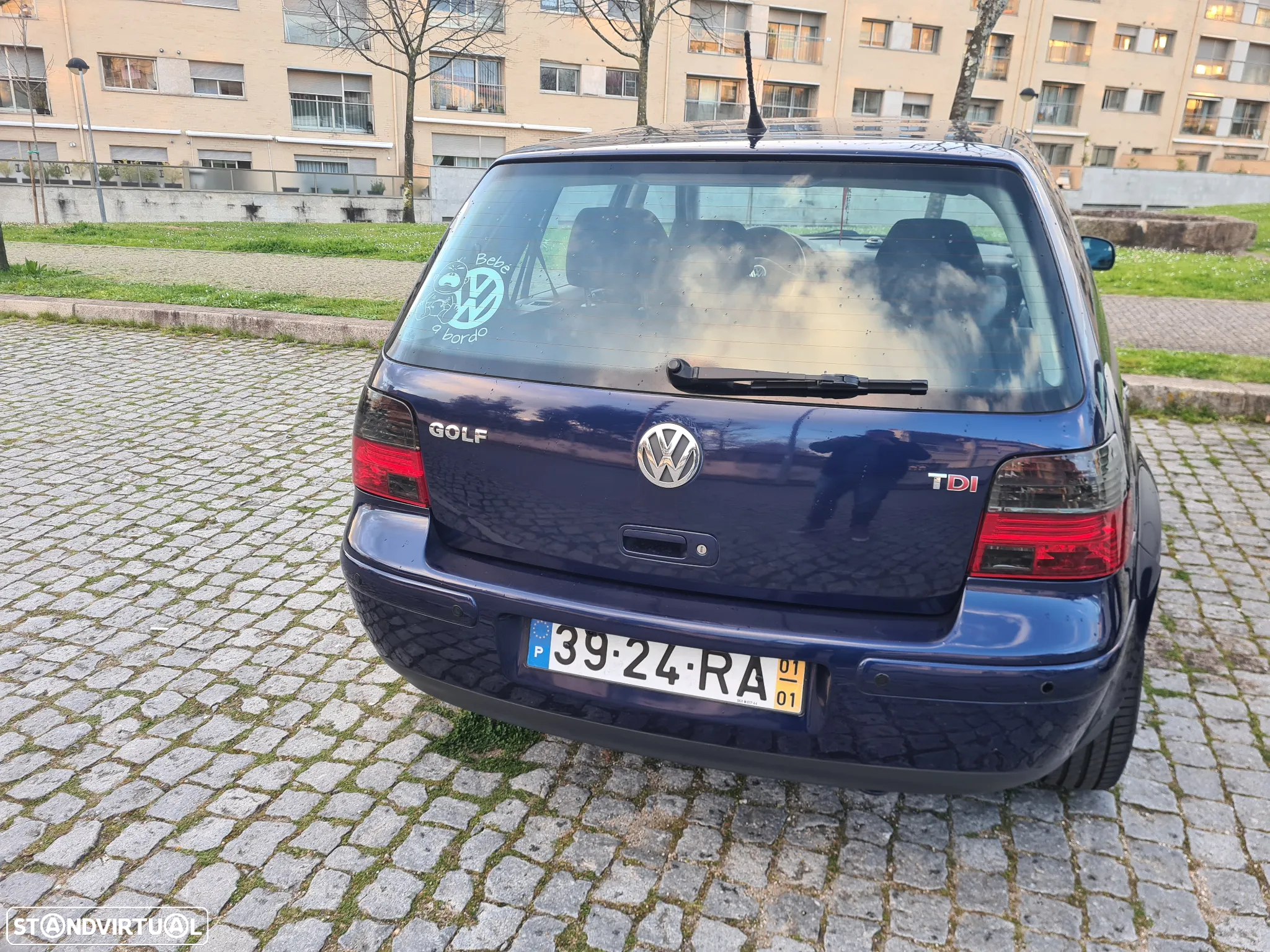 VW Golf 1.9 TDi Highline - 3