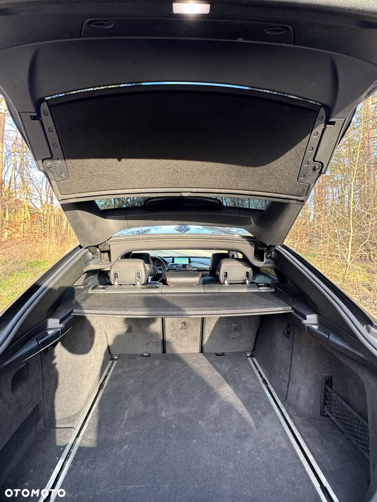 BMW 3GT 318d M Sport - 12