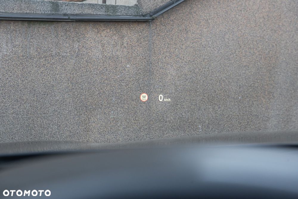 BMW Seria 7 740d xDrive - 14