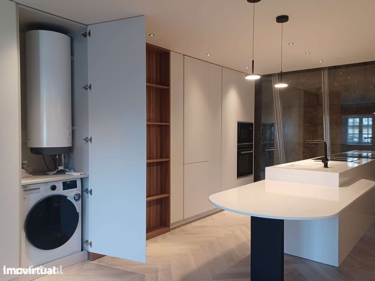 T2 Arrendamento no Centro Histórico | Novo | Com arrumos | 2 suites I - Grande imagem: 5/49