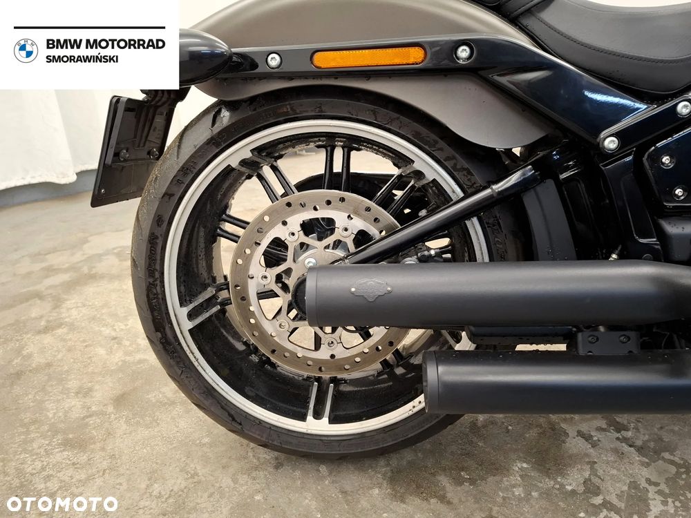 Harley-Davidson Softail Breakout - 16