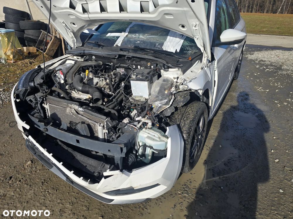 Skoda Kamiq 1.0 TSI Drive - 5