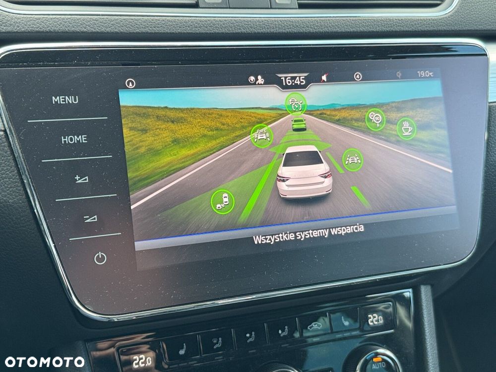 Skoda Superb 2.0 TDI SCR Ambition DSG - 33