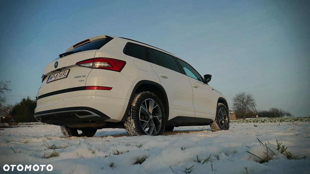 Skoda Kodiaq 2.0 TSI 4x4 Sportline DSG - 3