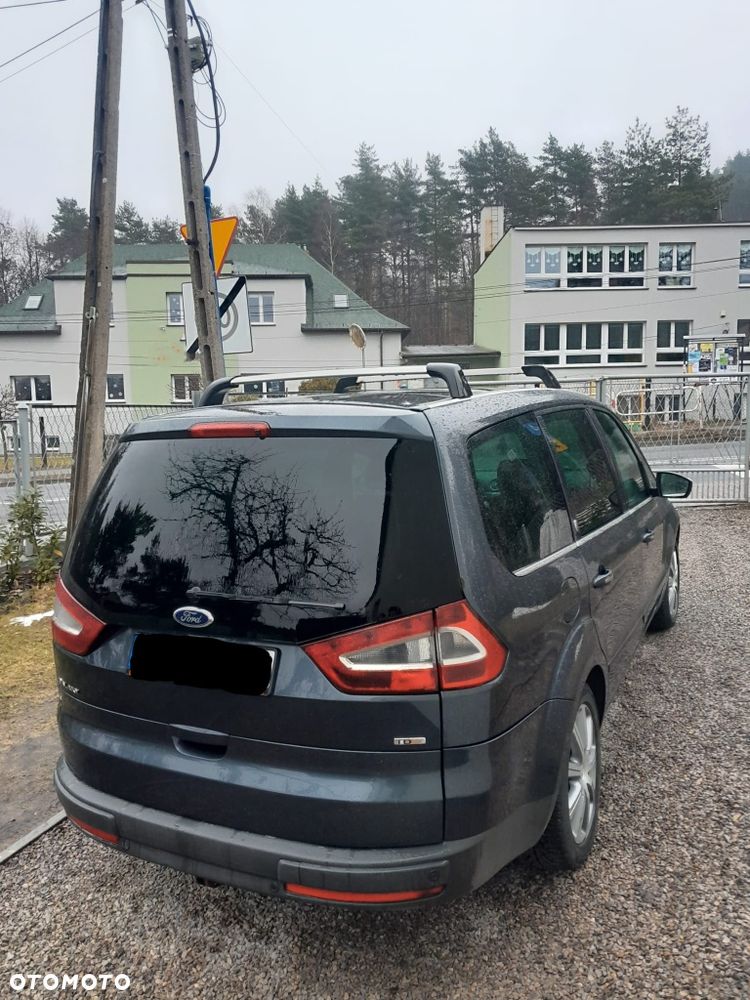 Ford Galaxy - 5