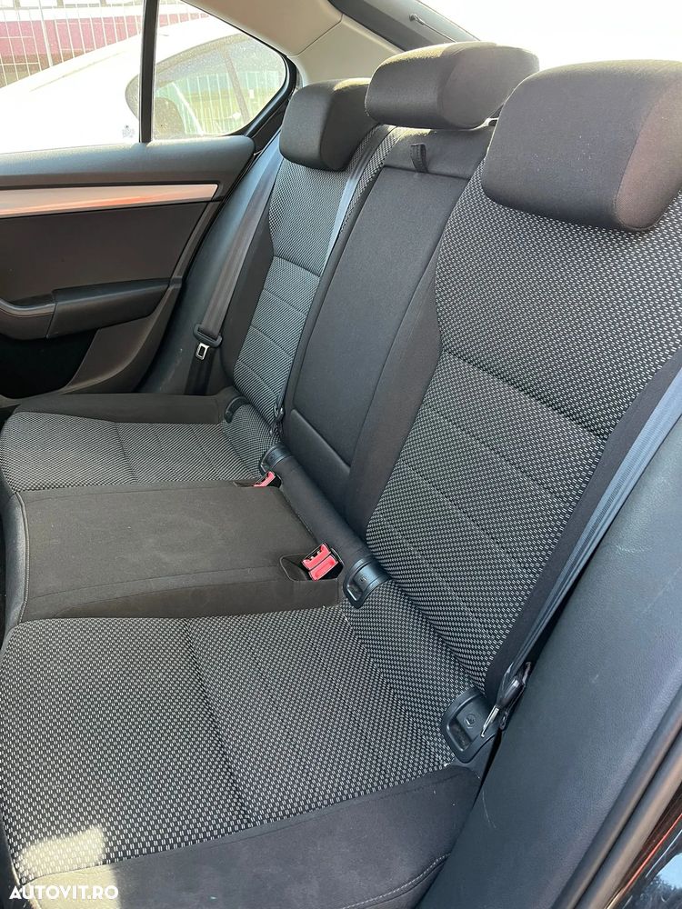 Skoda Octavia 1.6 TDI Active - 8
