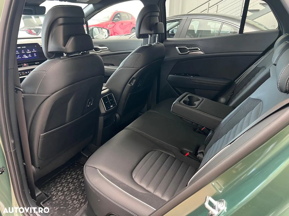 Kia Sportage 1.6 T-GDI HEV 6AT 4x2 GT Line - 17