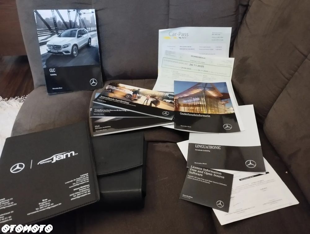 Mercedes-Benz GLC 250 4Matic 9G-TRONIC AMG Line - 16