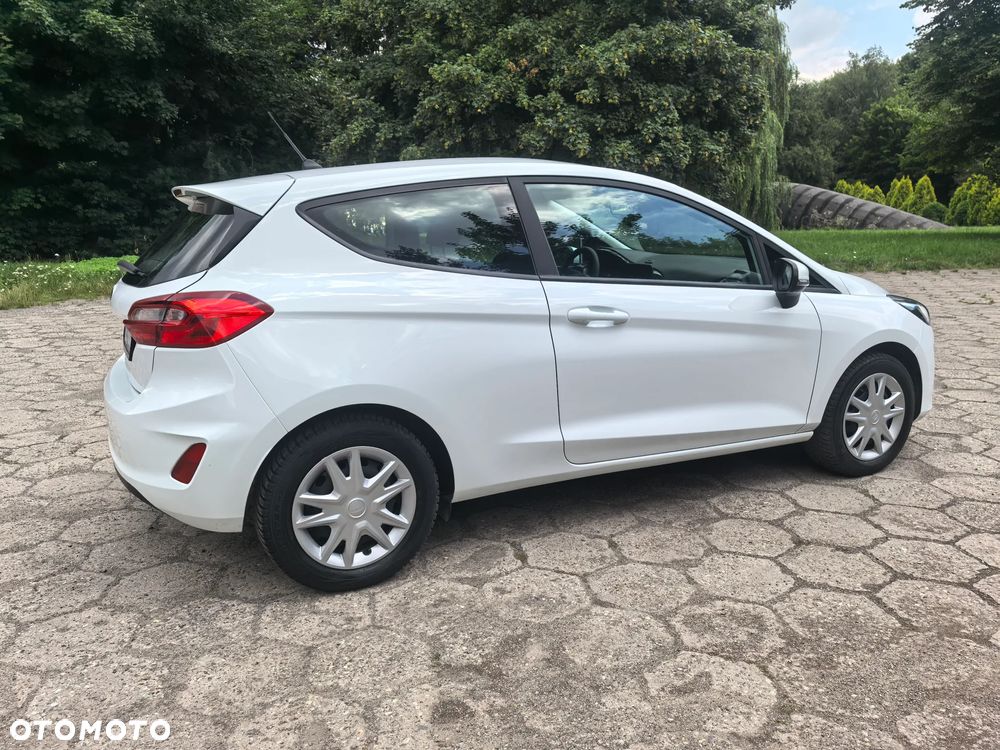 Ford Fiesta - 12