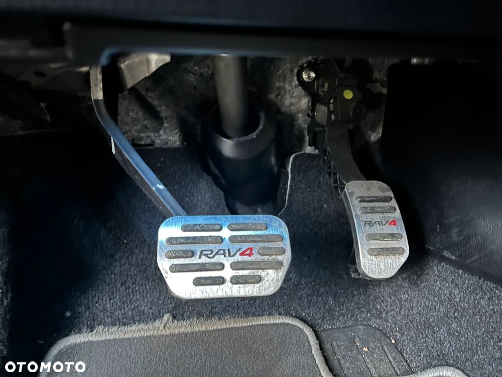 Toyota RAV4 - 31