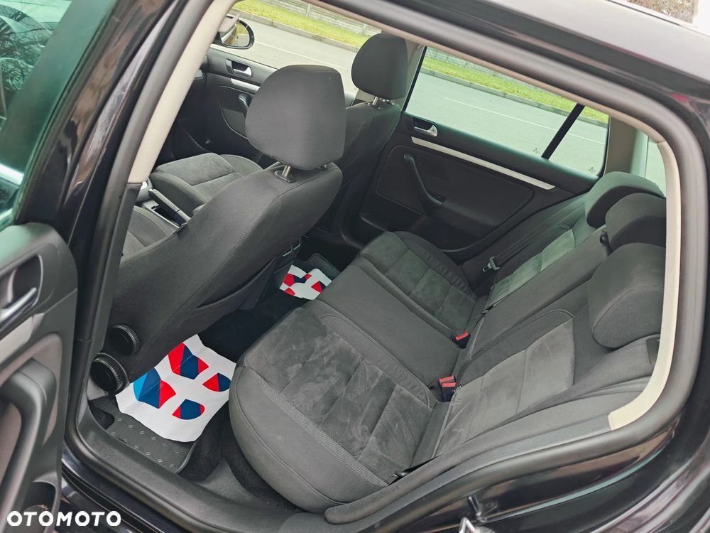 Volkswagen Golf Variant 1.4 TSI DSG Highline - 11