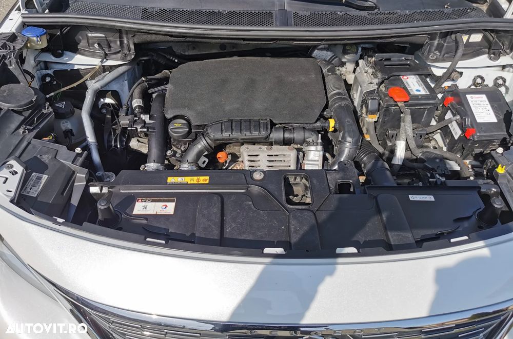 Peugeot 5008 PureTech 130 Allure - 10