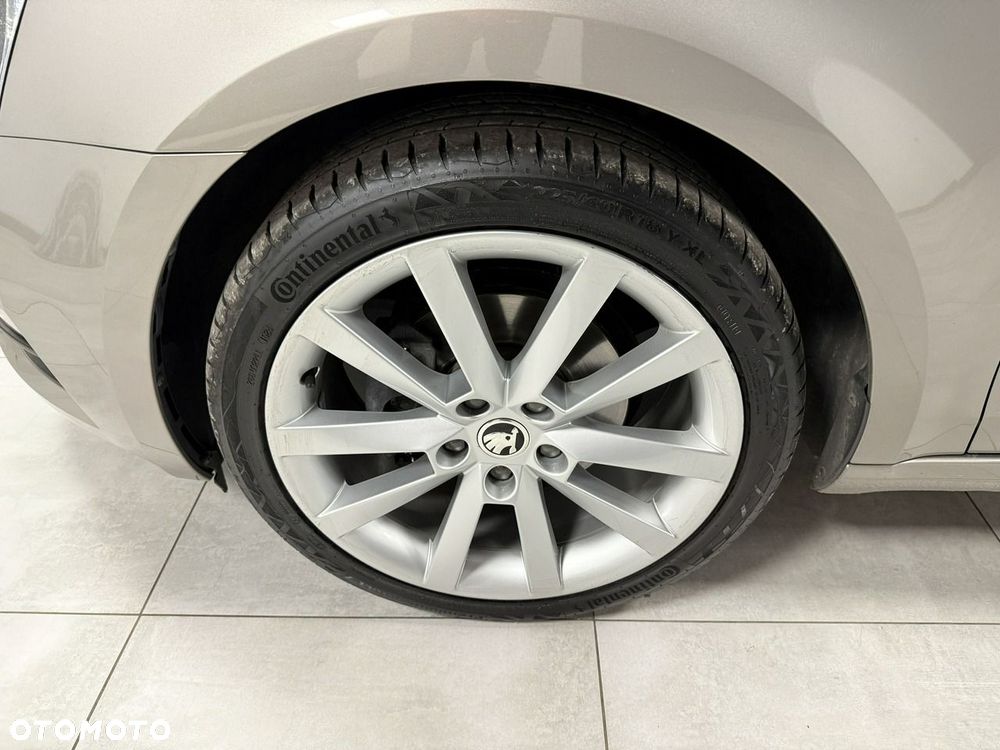 Skoda Octavia 2.0 TDI DSG Drive - 8