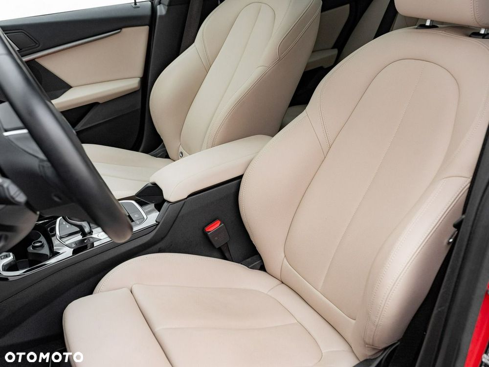 BMW Seria 2 220i xDrive Sport Line - 15