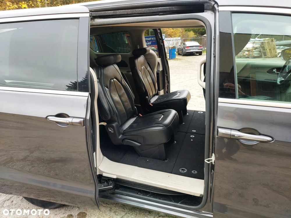 Chrysler Pacifica - 7