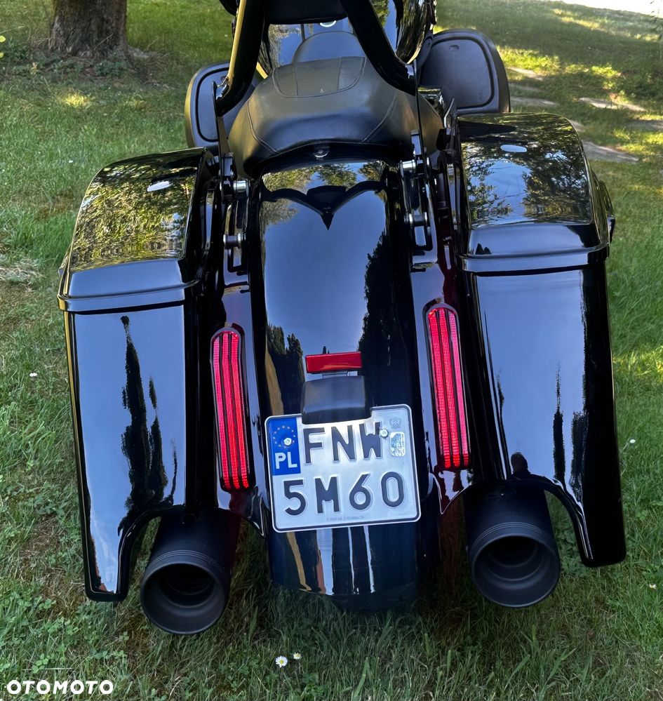 Harley-Davidson Touring Street Glide - 3