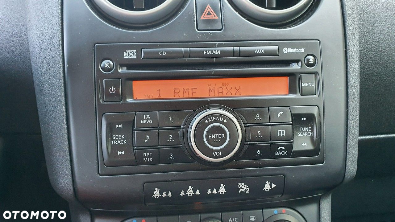 Nissan Qashqai - 23