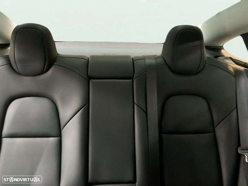 Tesla Model 3 - 19