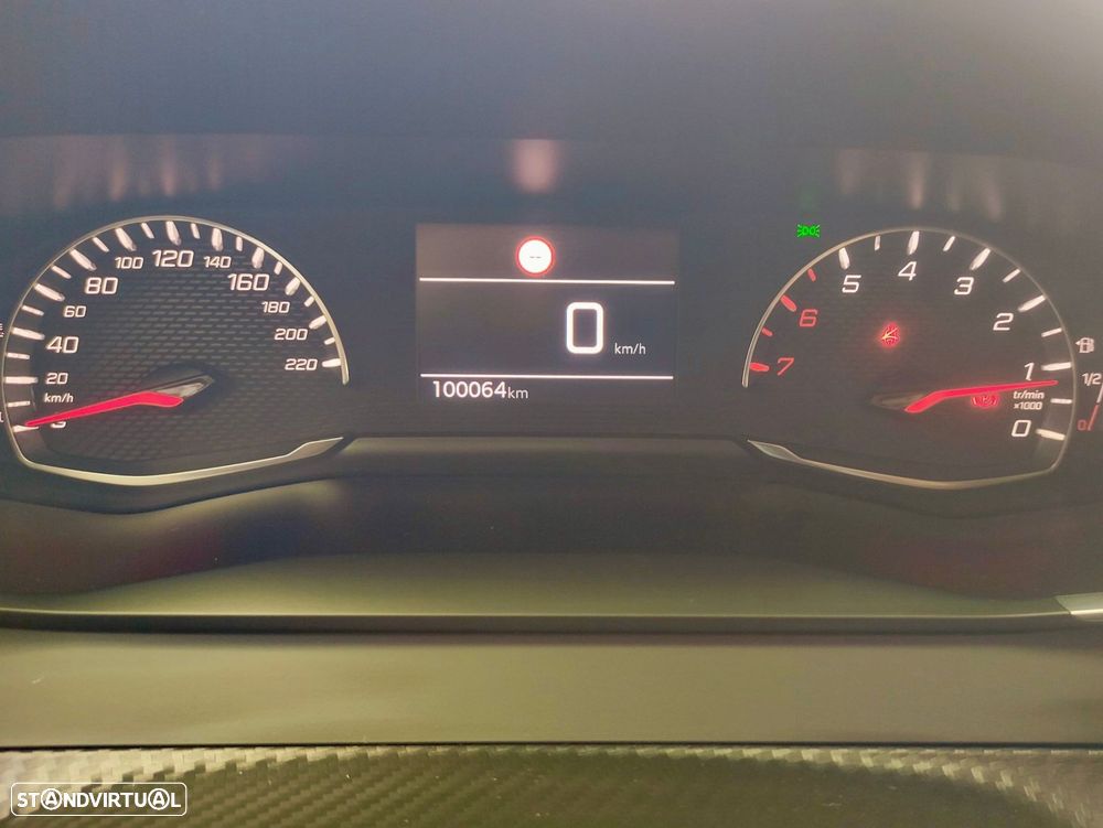 Peugeot 2008 1.5 BlueHDi Allure Pack - 6